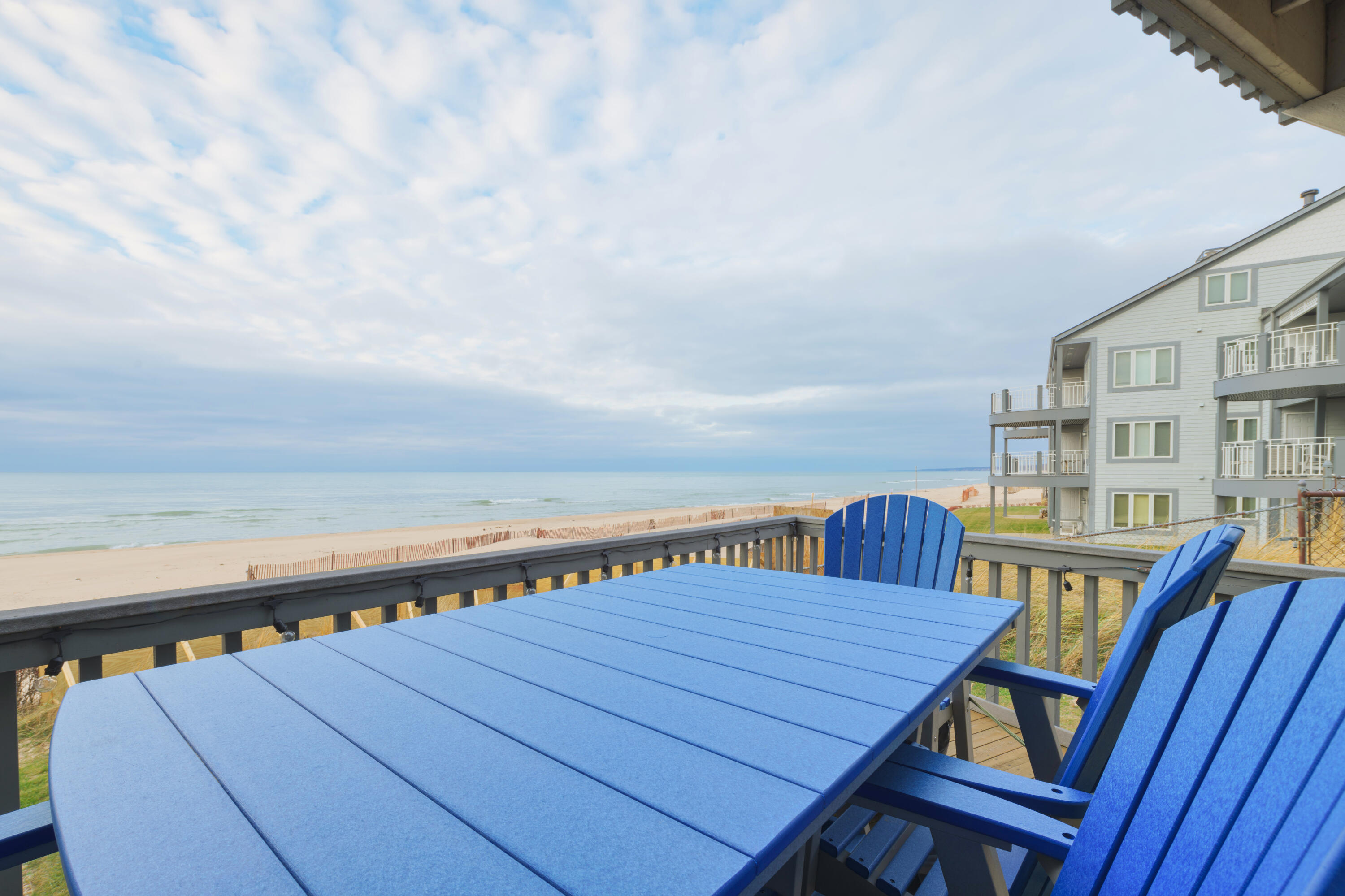 69 North Shore Drive, 3