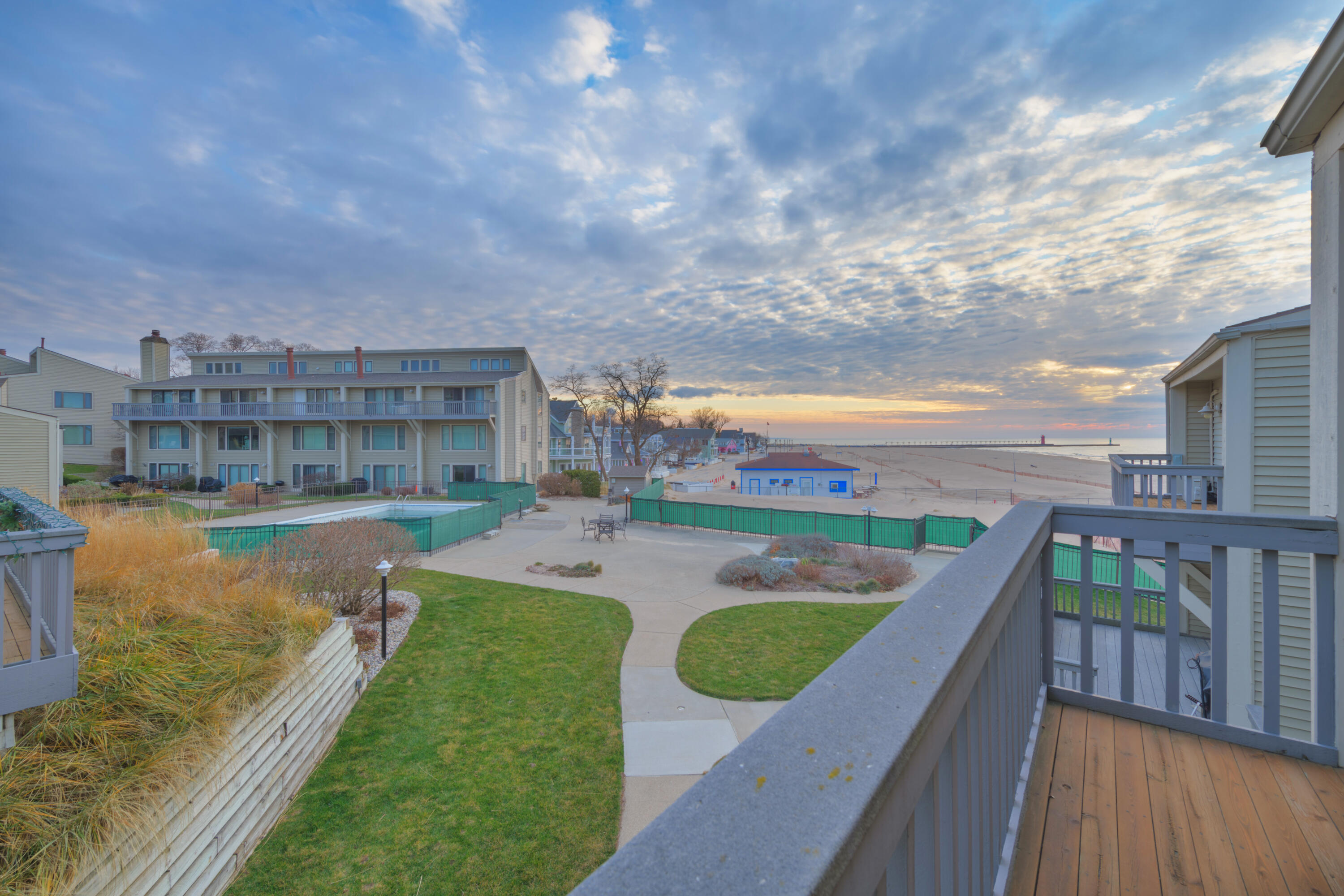 69 North Shore Drive, 3