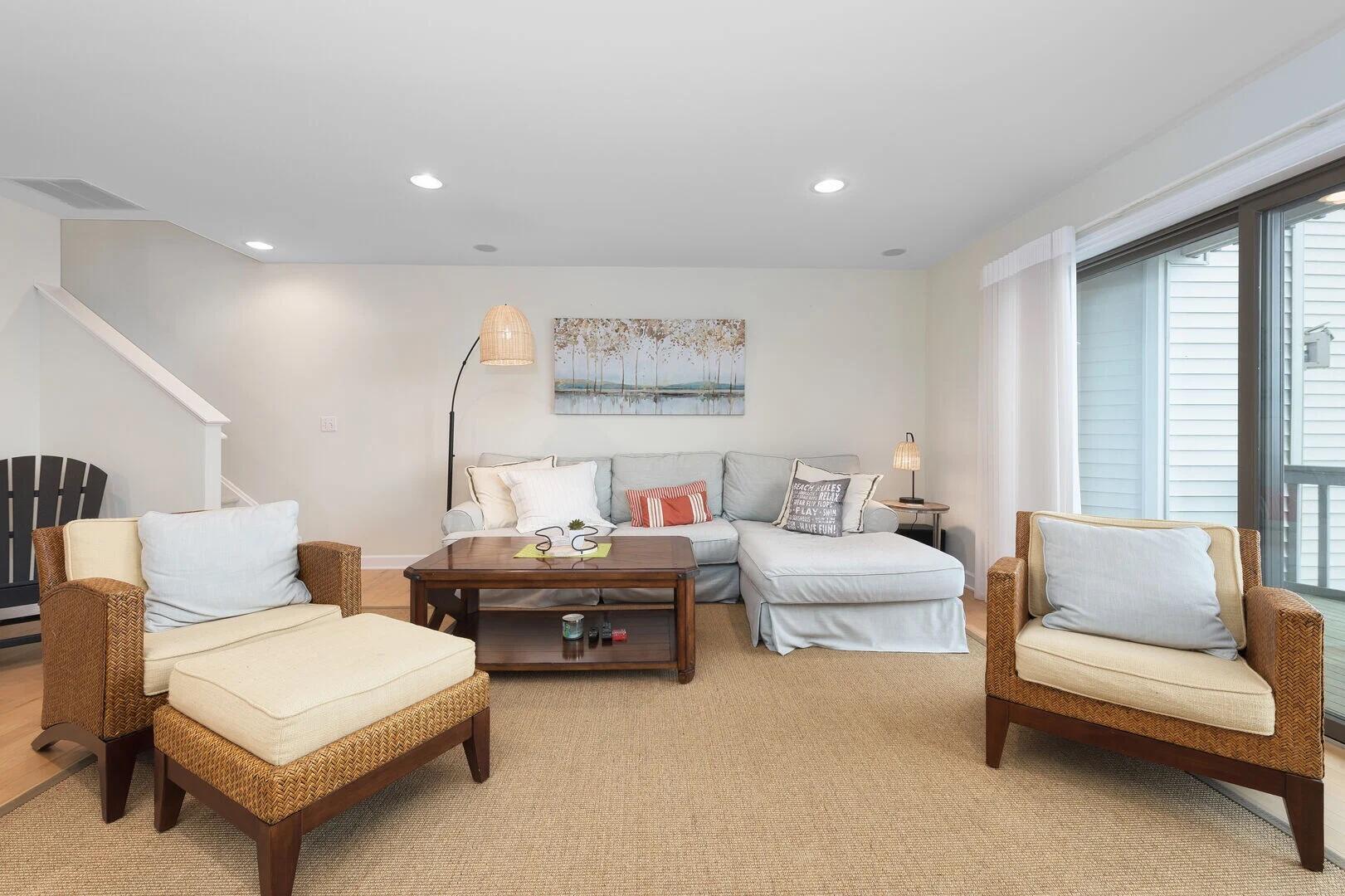 69 North Shore Drive, 3