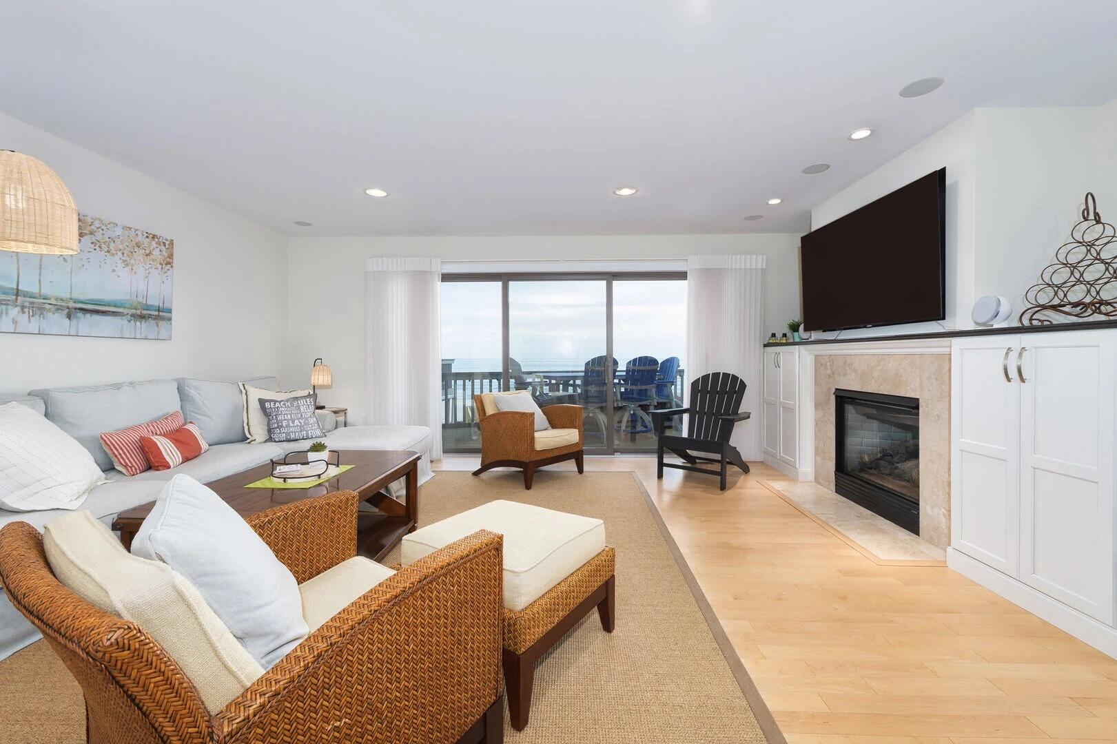 69 North Shore Drive, 3