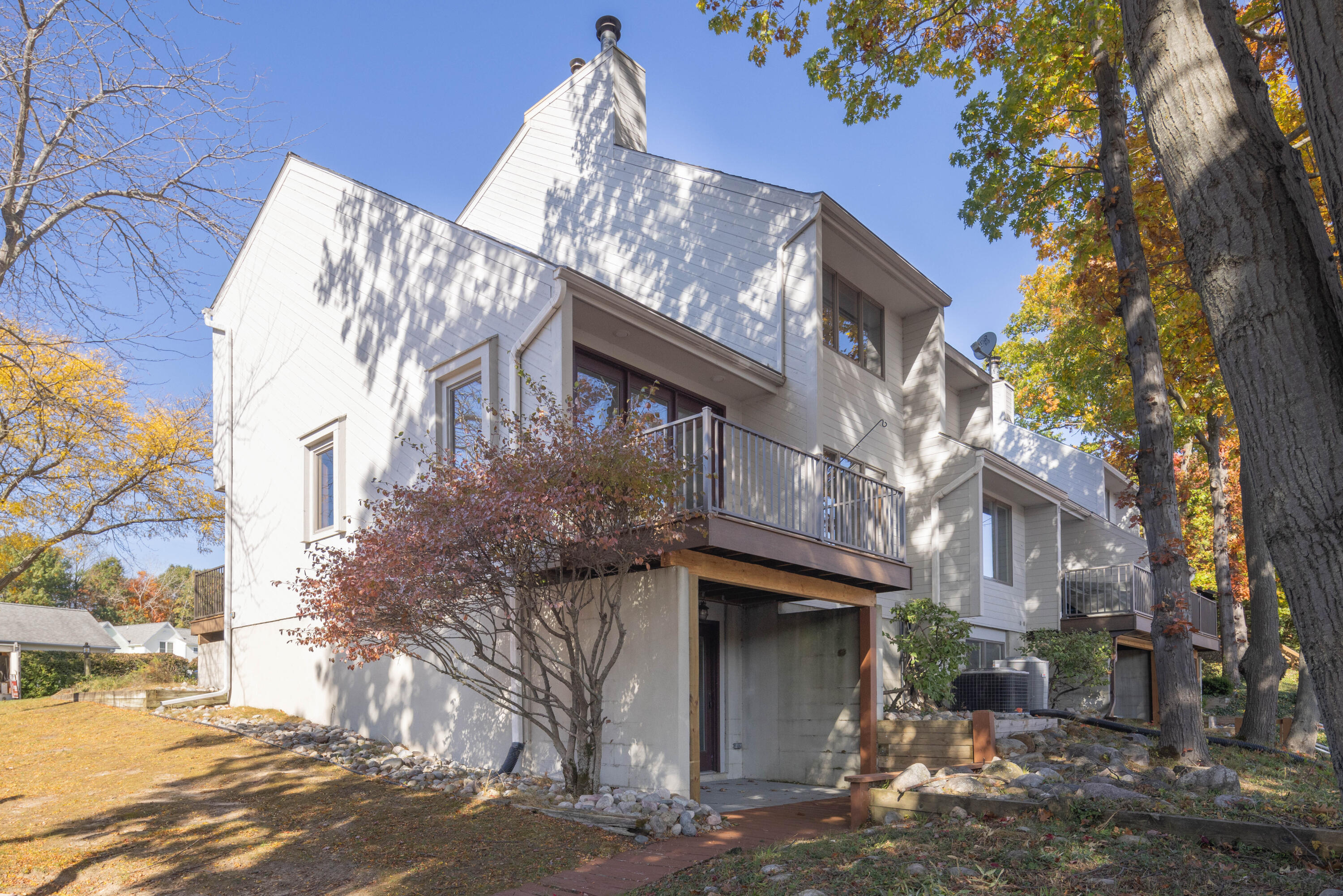 630 Virginia Avenue, A