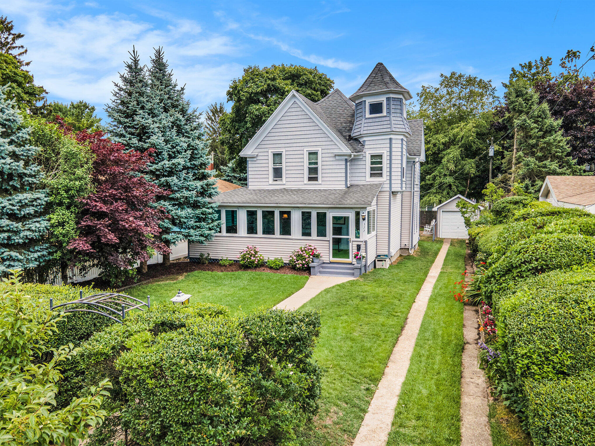 322 North Shore Drive