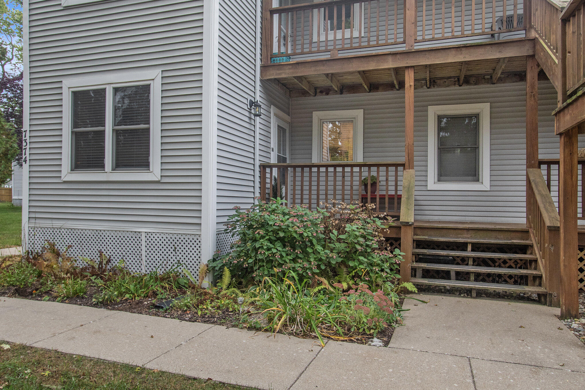 7374 North Shore Drive, 16