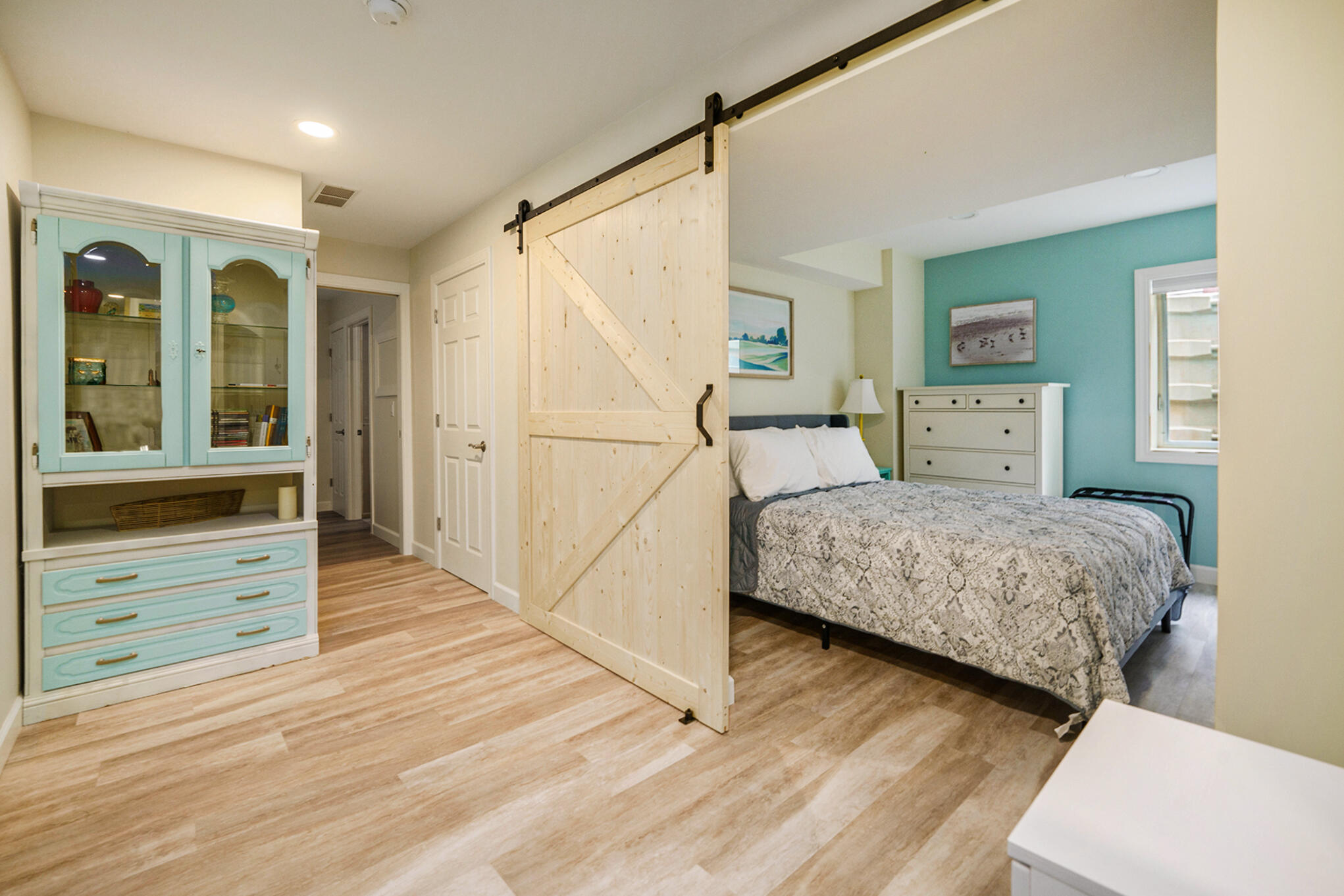 755 Indiana Avenue, South Haven