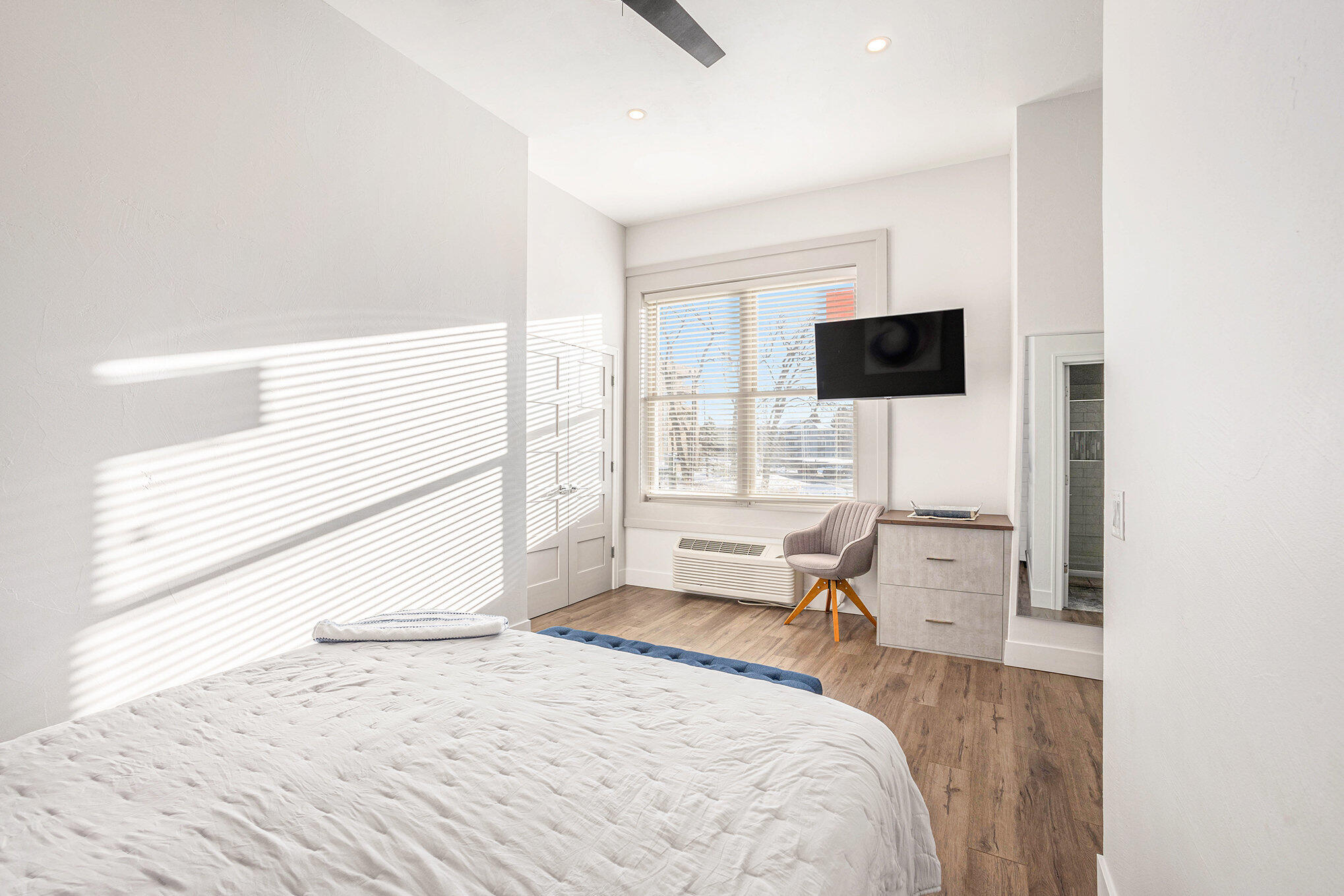 532 Dyckman Avenue Unit 6