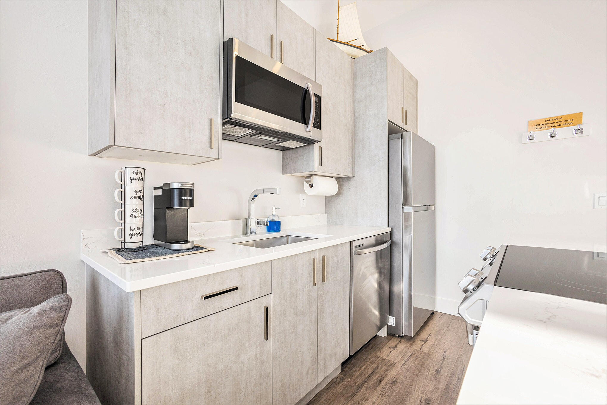 532 Dyckman Avenue Unit 6