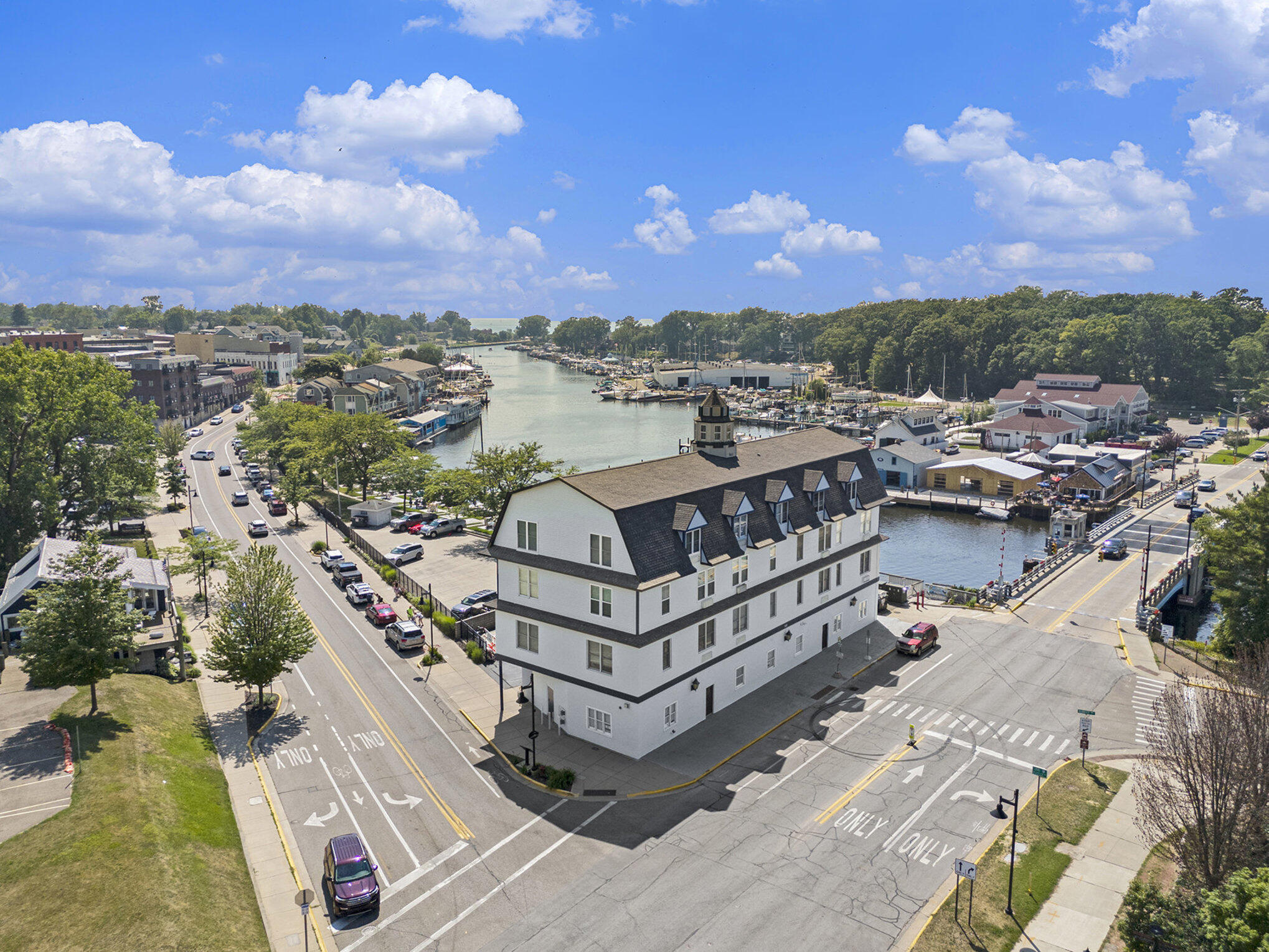 532 Dyckman Avenue Unit 6