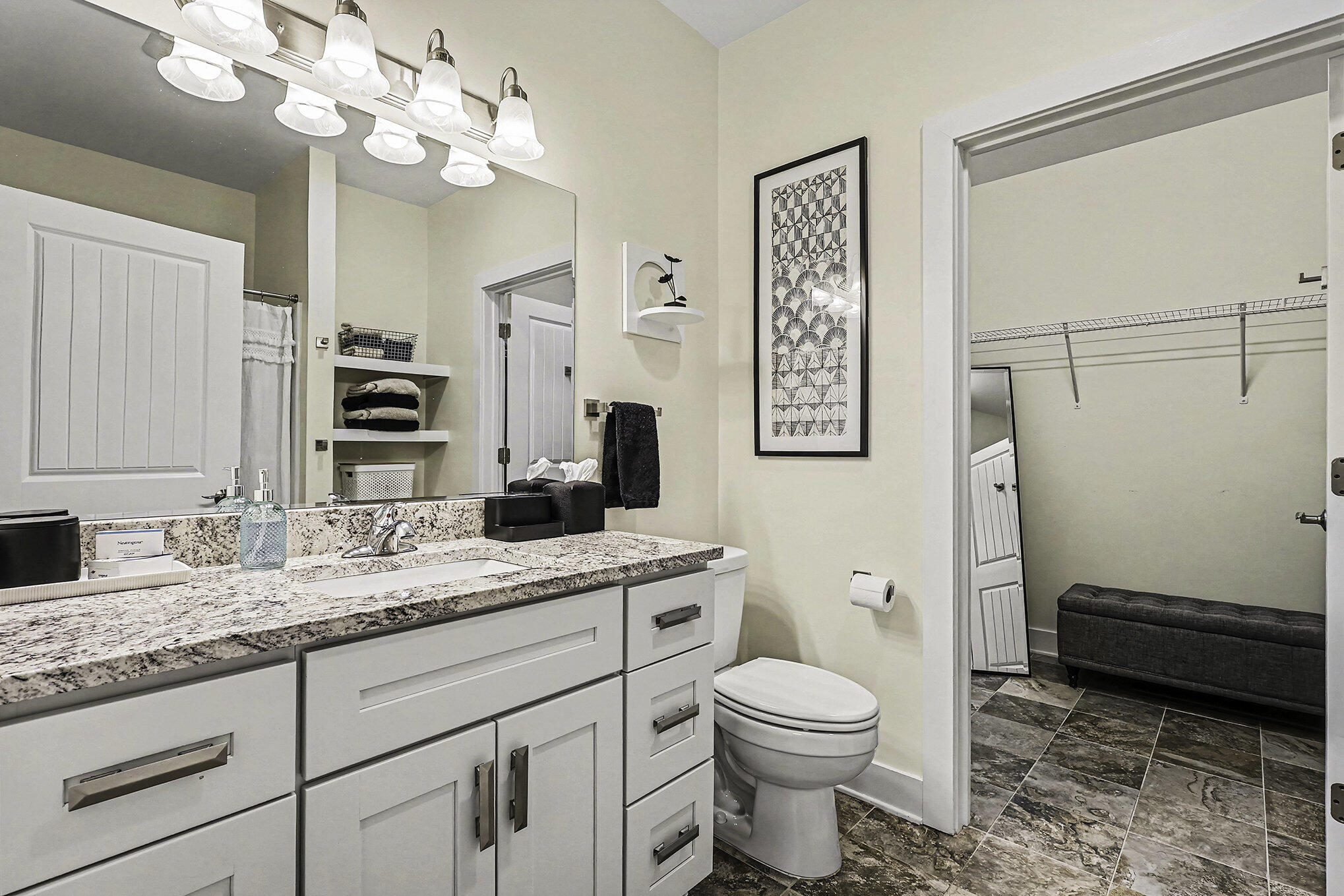 460 Broadway Street 102