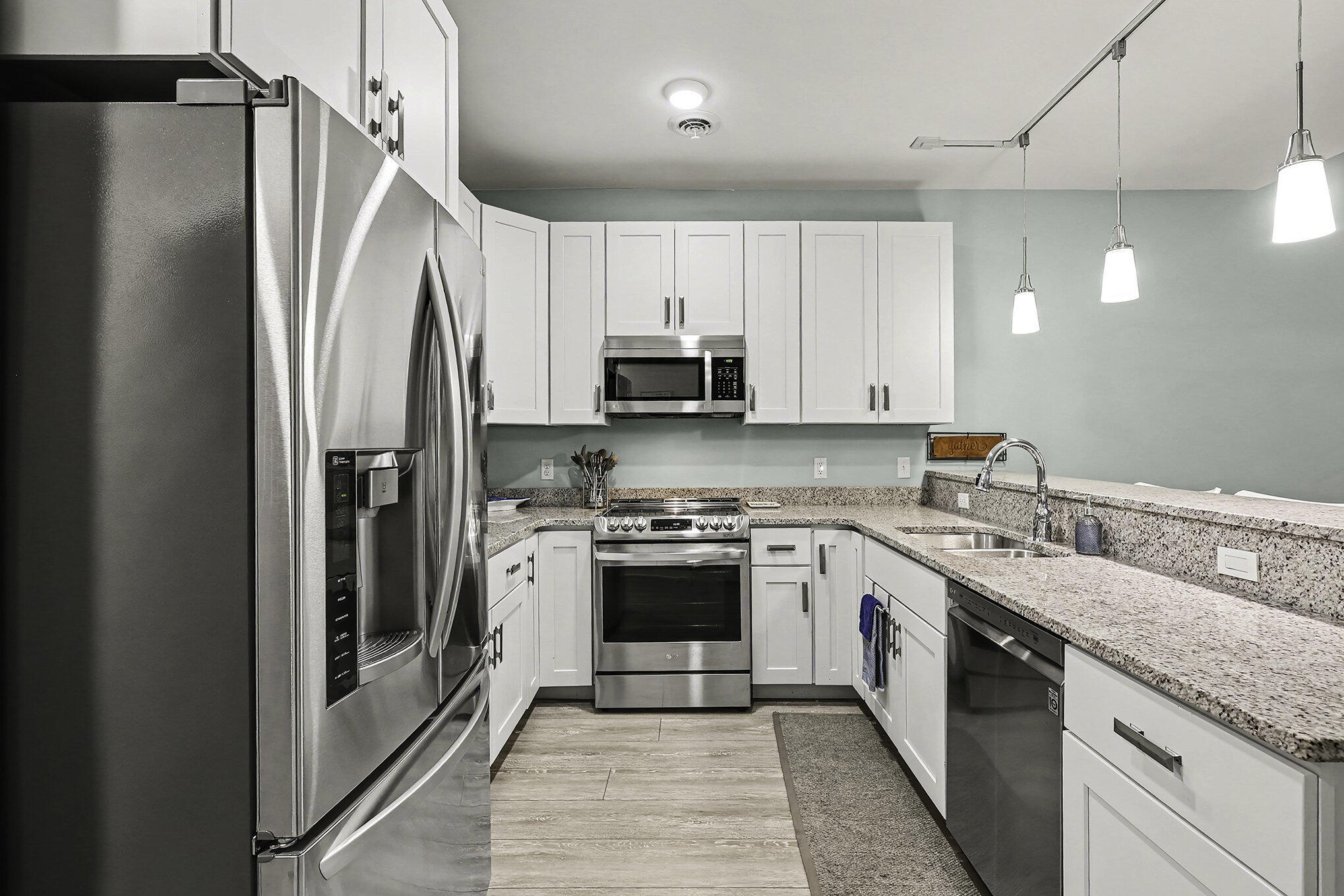 460 Broadway Street 102