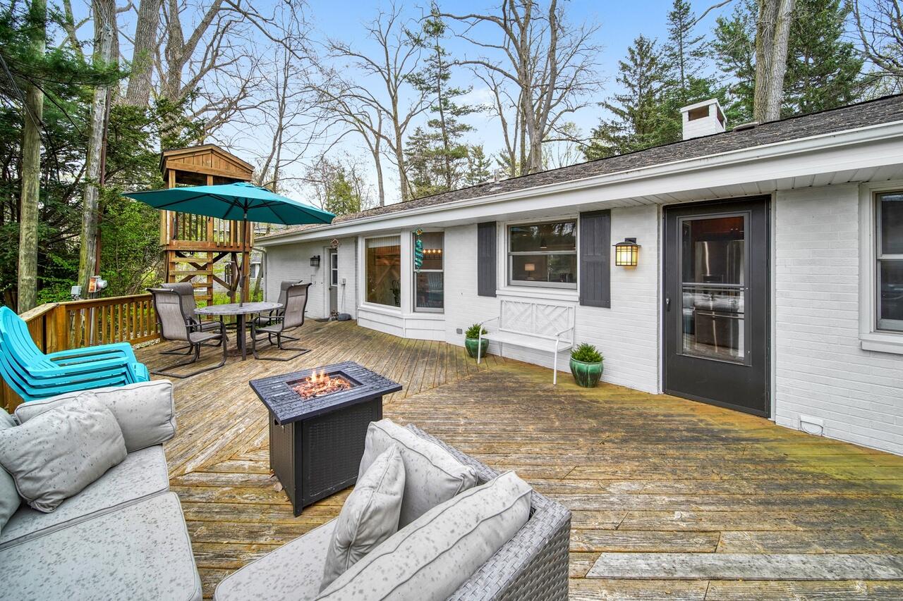 1066 Monroe Boulevard