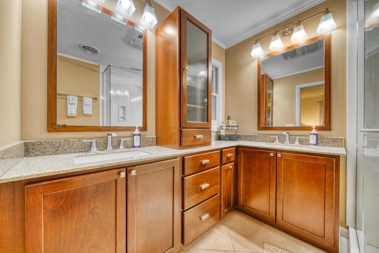 1066 Monroe Boulevard