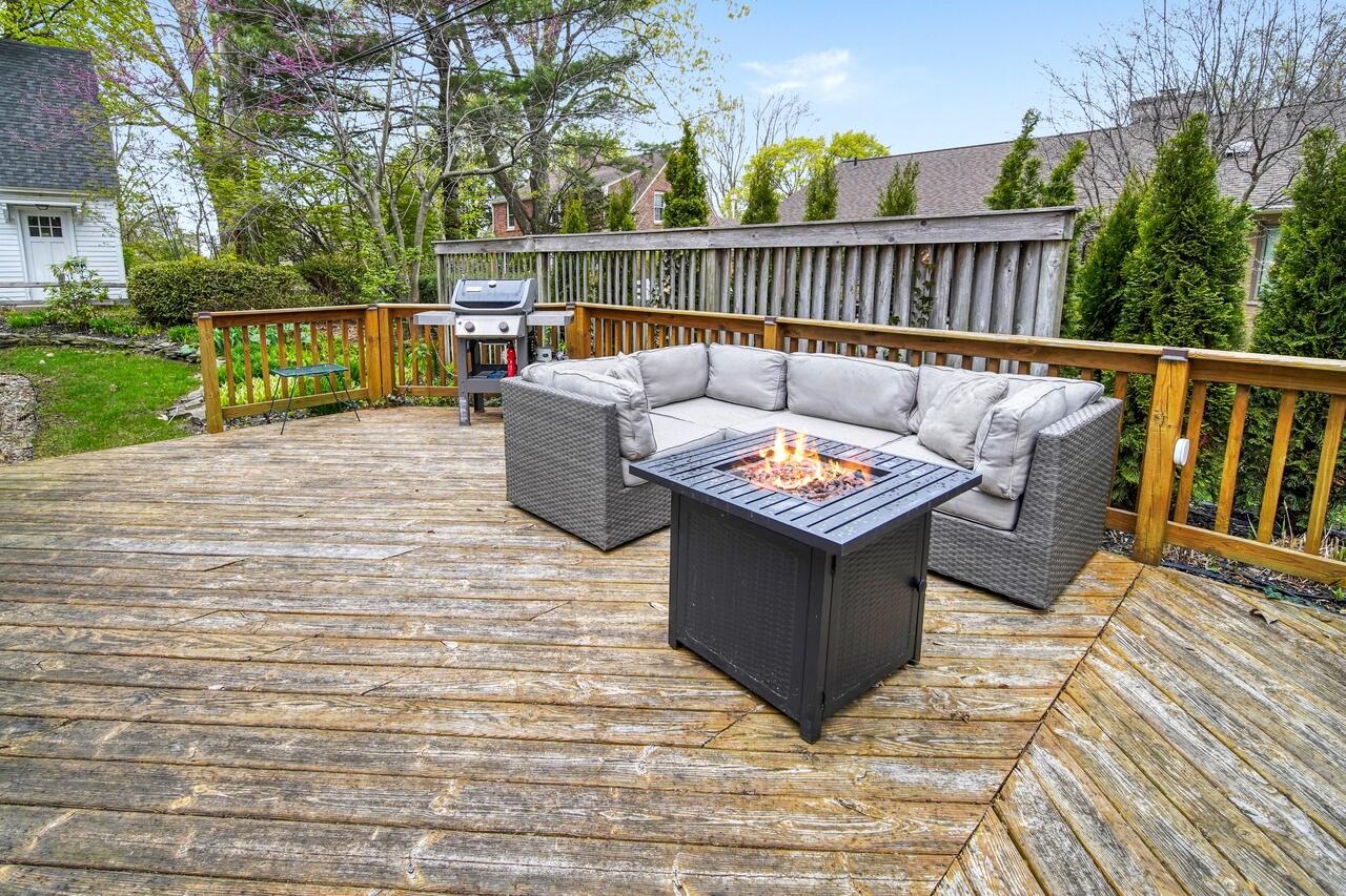 1066 Monroe Boulevard