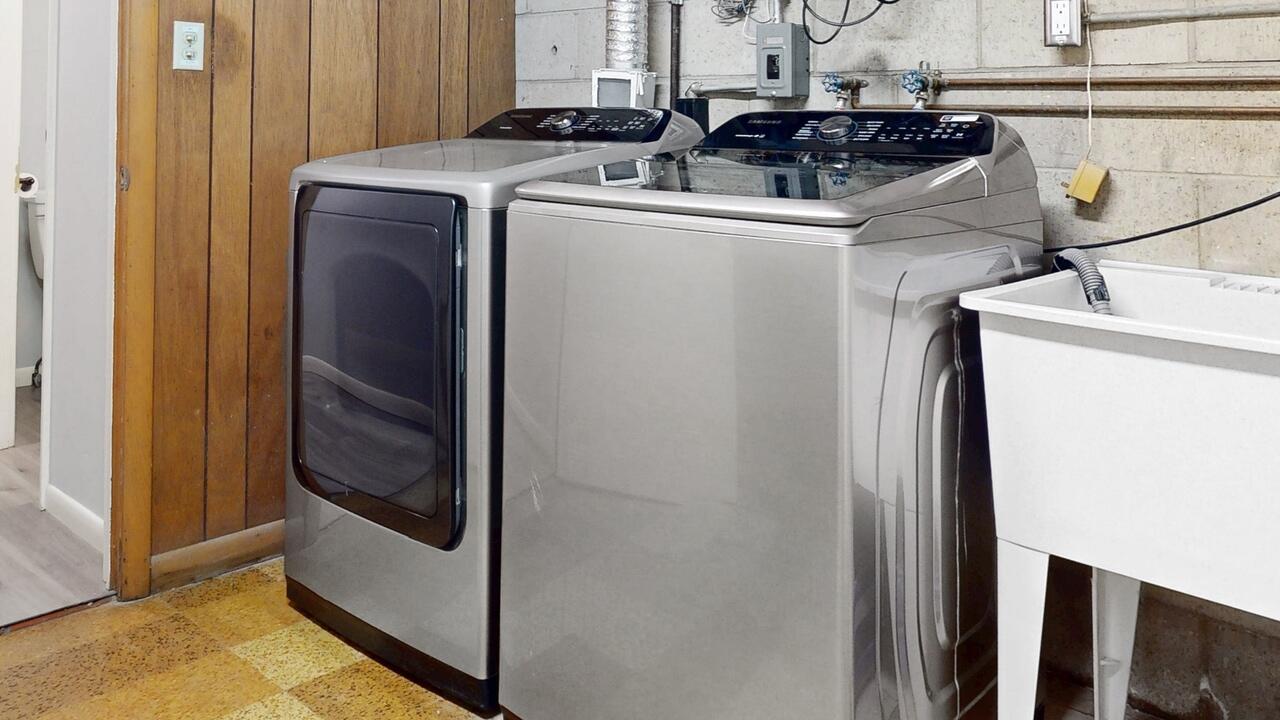 1066 Monroe Boulevard