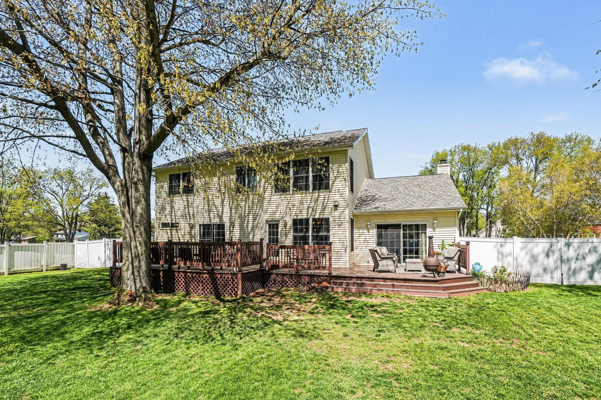9466 Riverbend Drive