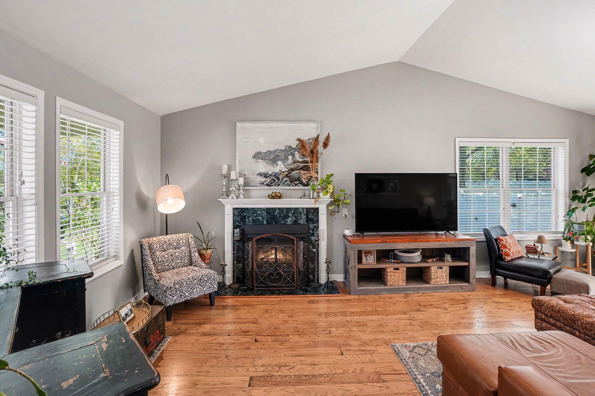 9466 Riverbend Drive