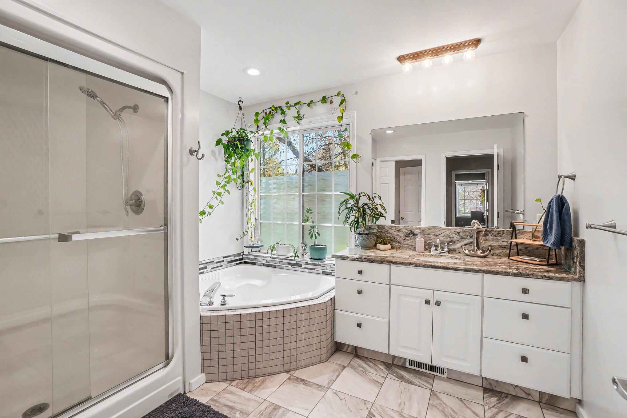 9466 Riverbend Drive