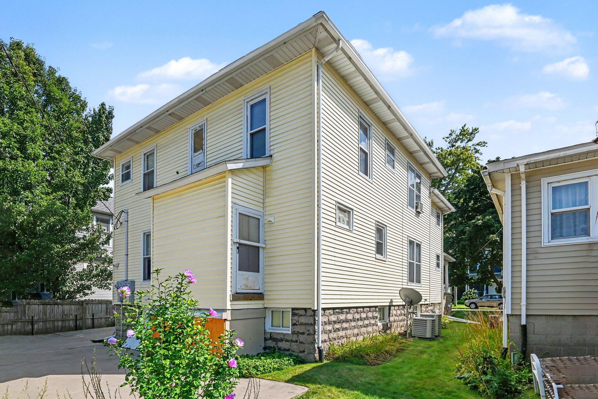 309 Michigan Avenue