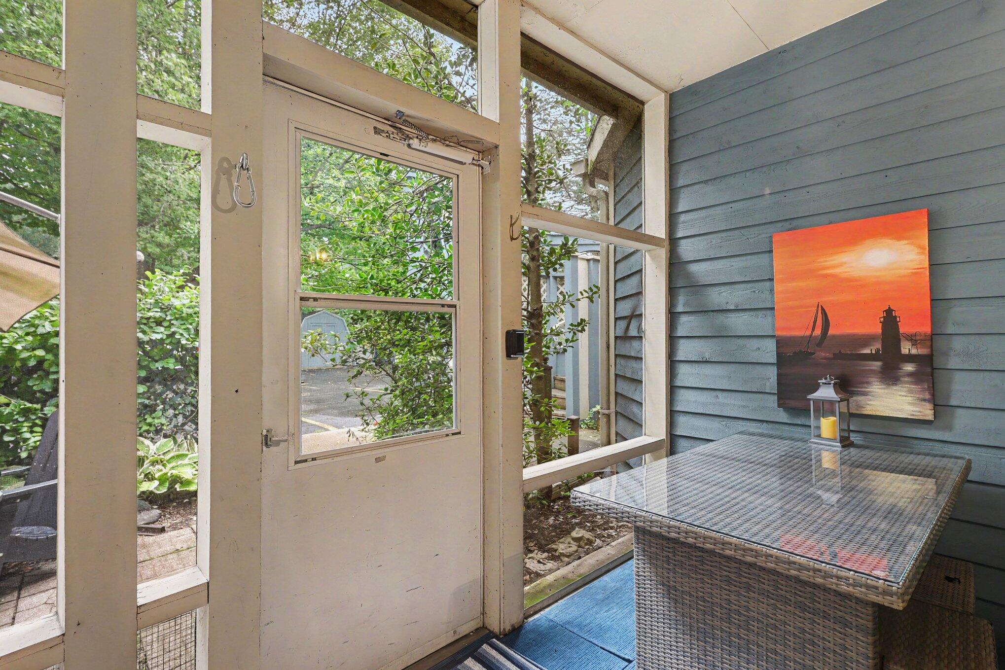 800 North Shore Drive 2
