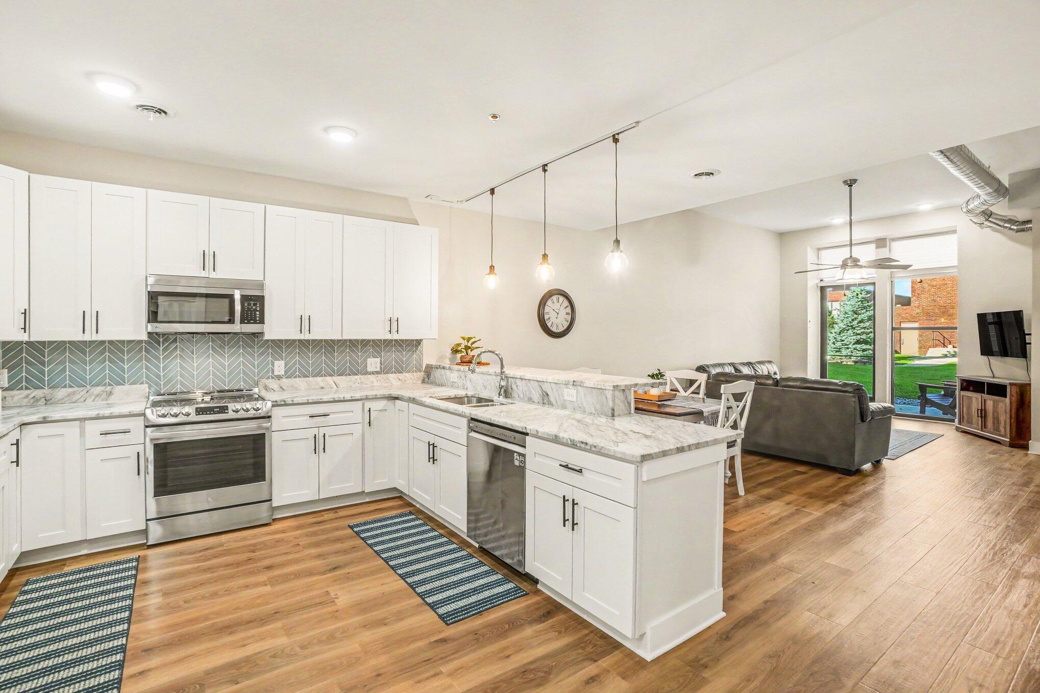 460 Broadway Street 103