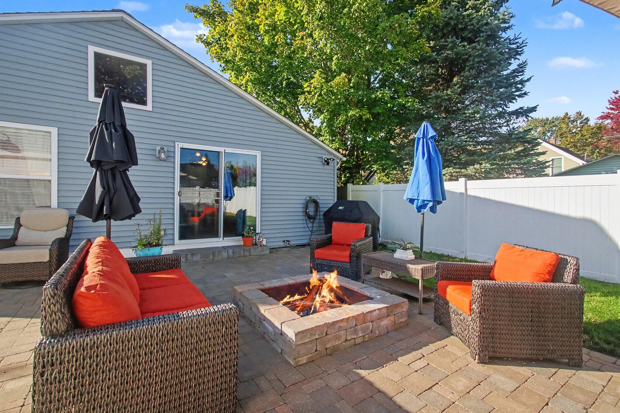 111 Aylworth Court