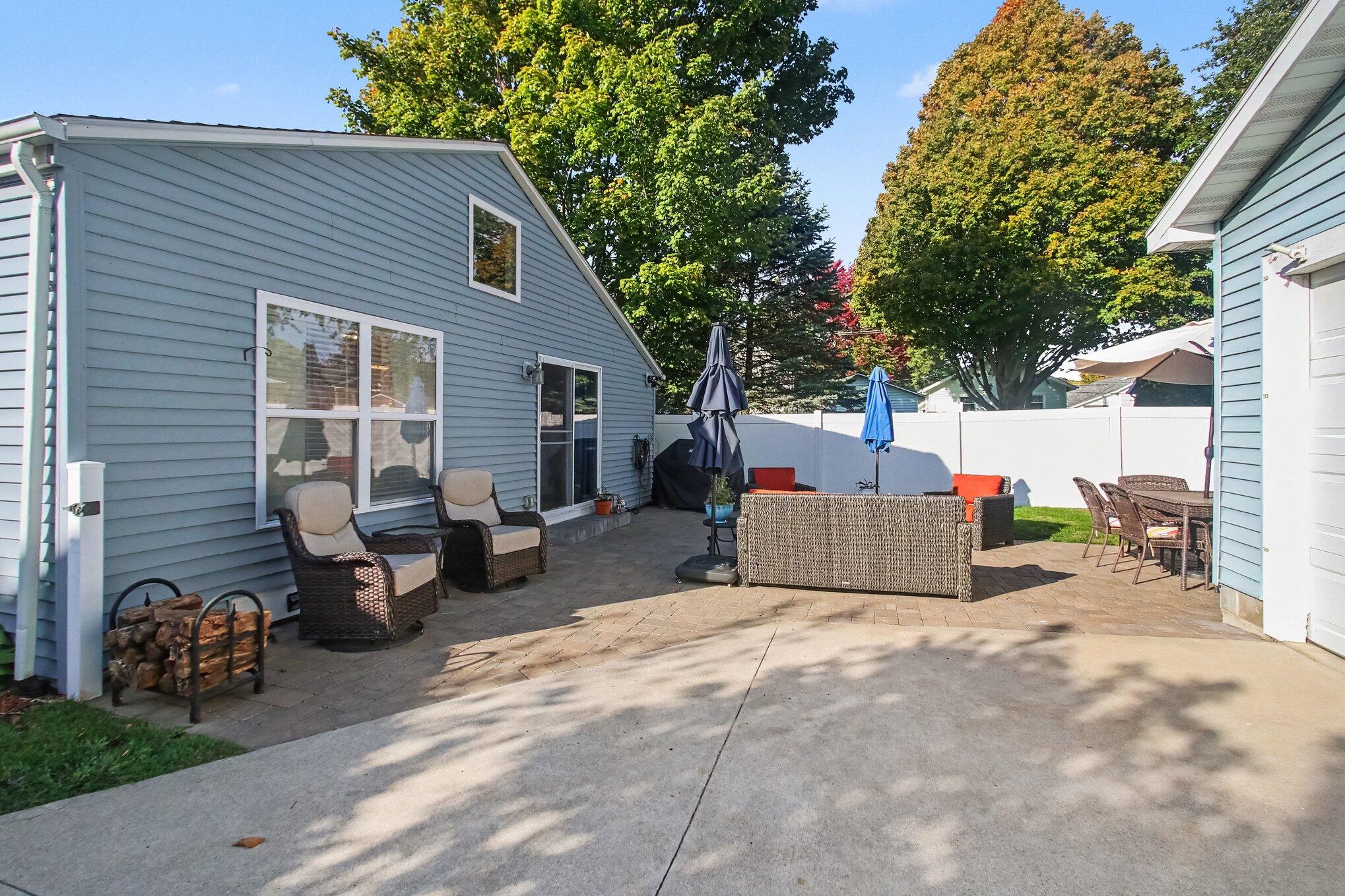 111 Aylworth Court