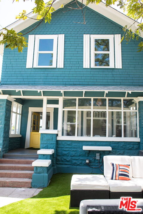 58 Paloma Ave