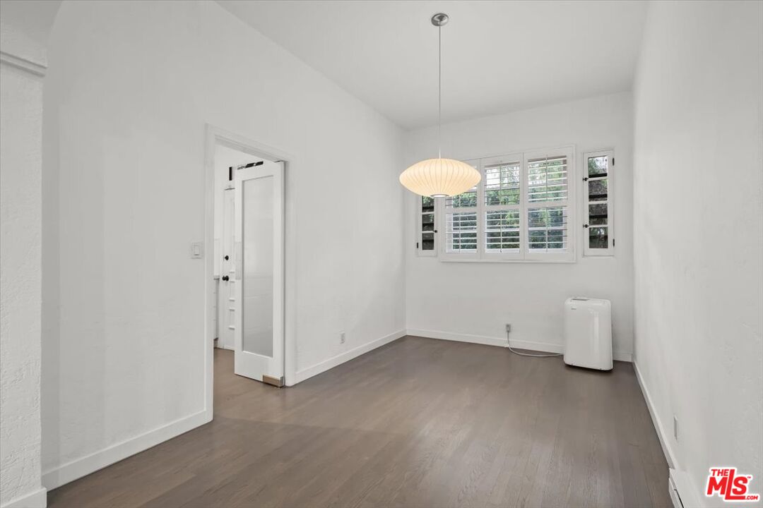 1218 N La Cienega Blvd Unit: D1
