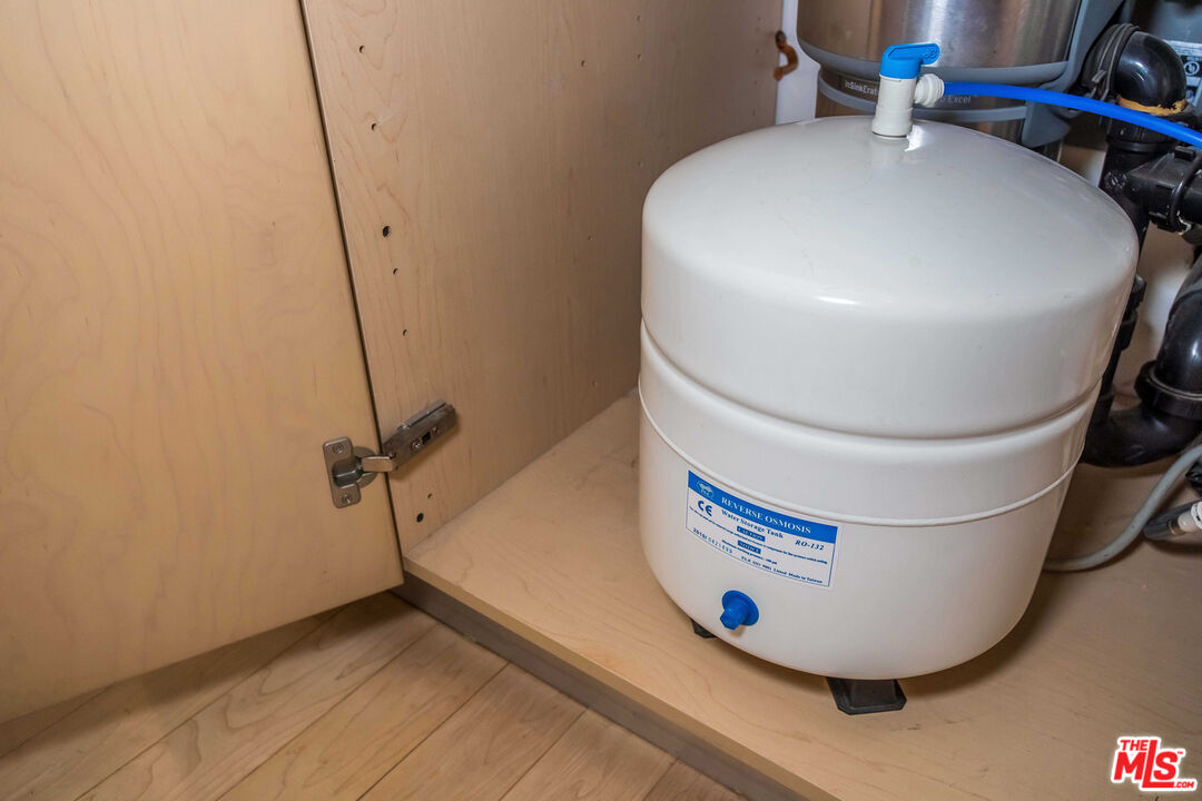 1221 N Kings Rd Unit: 307