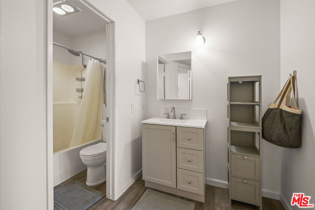 2506 Chandler Ave Unit: 255