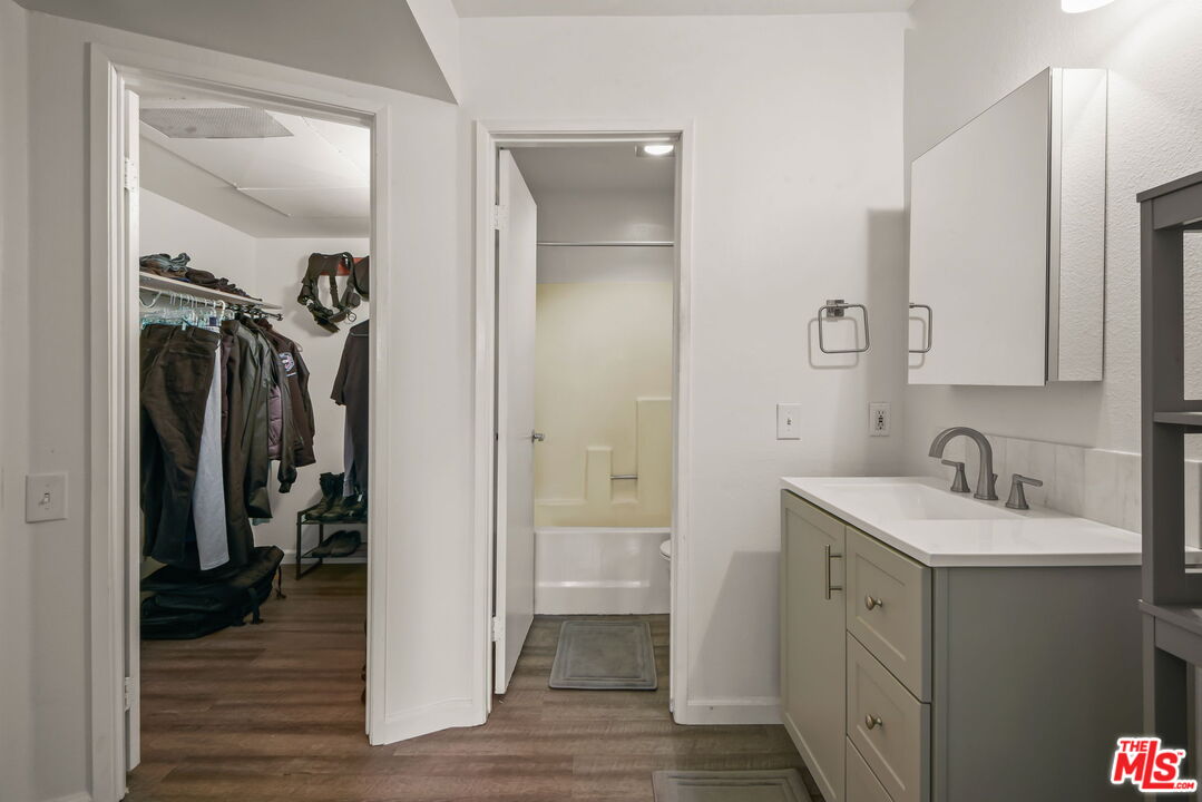 2506 Chandler Ave Unit: 255