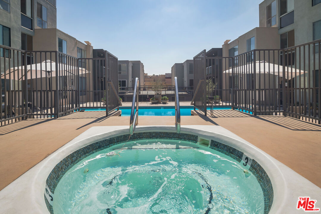 1745 Camino Palmero St Unit: 327