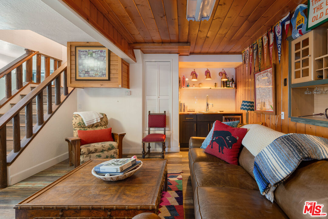 24015 Altdorf Dr
