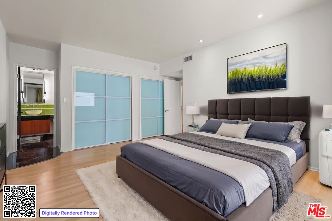 8550 Holloway Dr Unit: 305