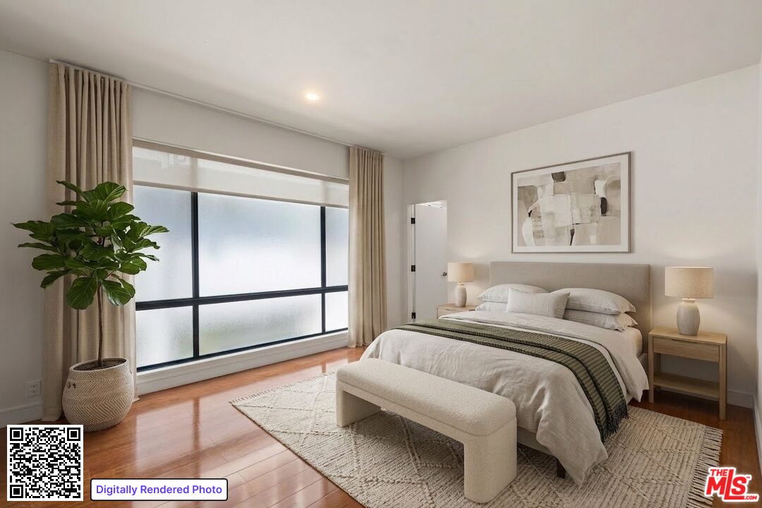 1210 N Kings Rd Unit: 203