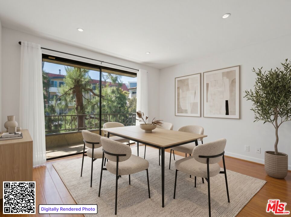 1210 N Kings Rd Unit: 203