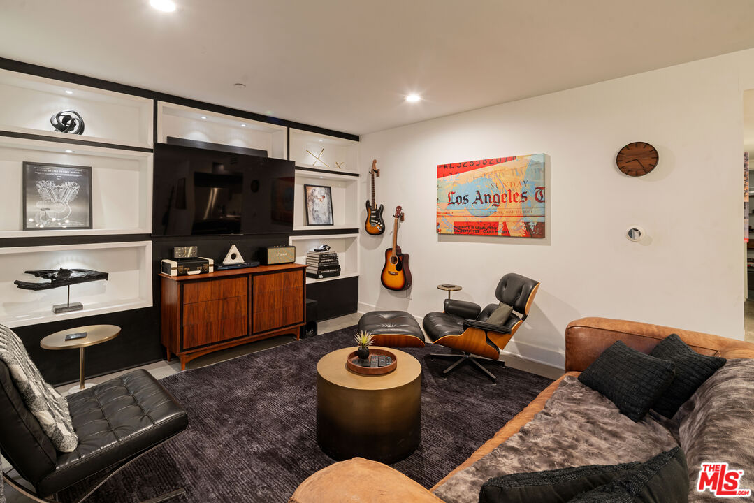 1400 N Vista St Unit: Unit 1