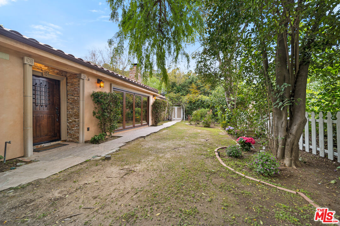 3370 Camino De La Cumbre