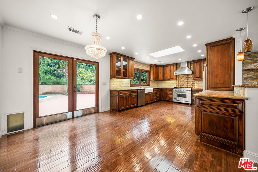 3370 Camino De La Cumbre