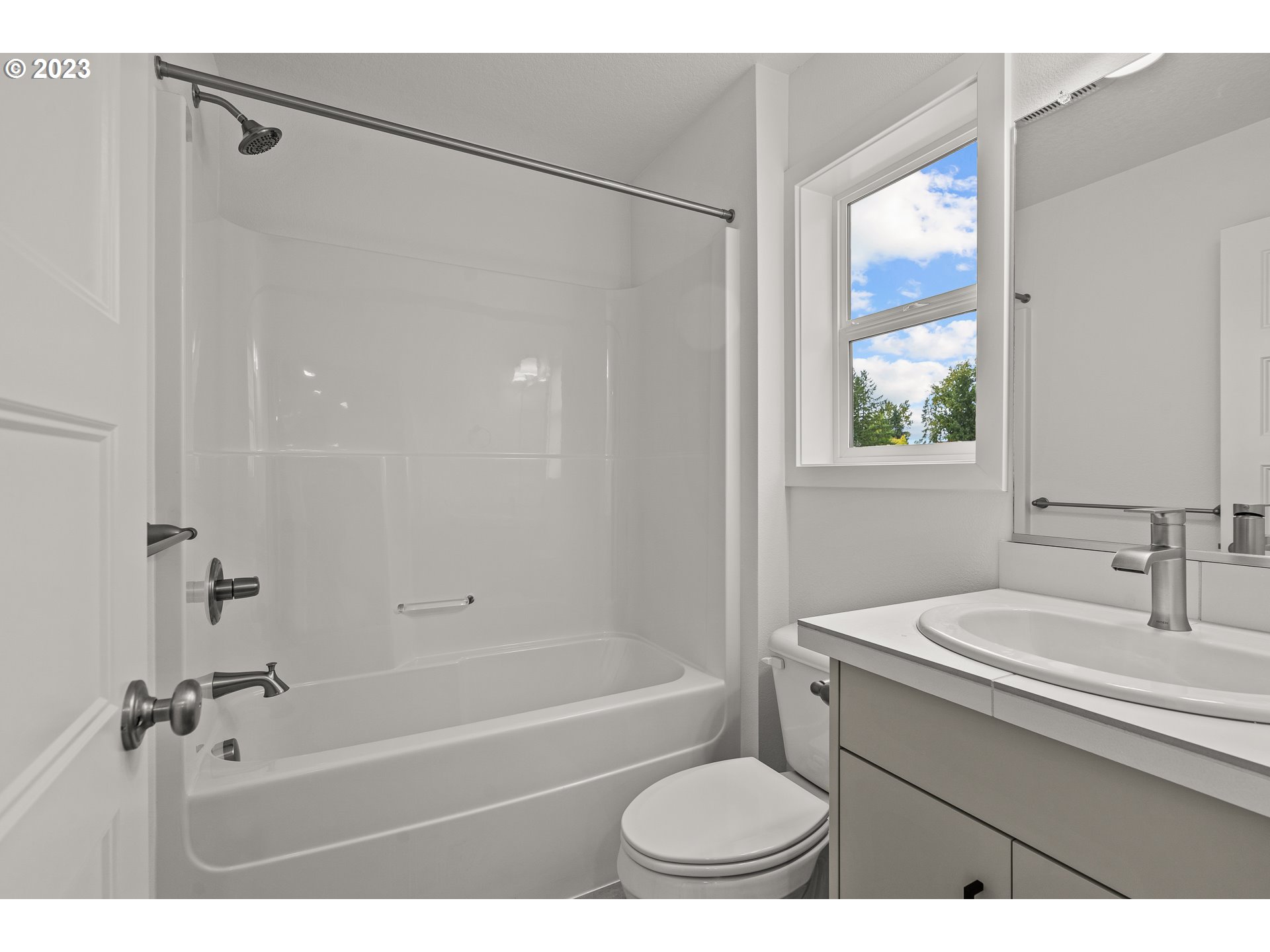 1006 GINGER ROOT CT