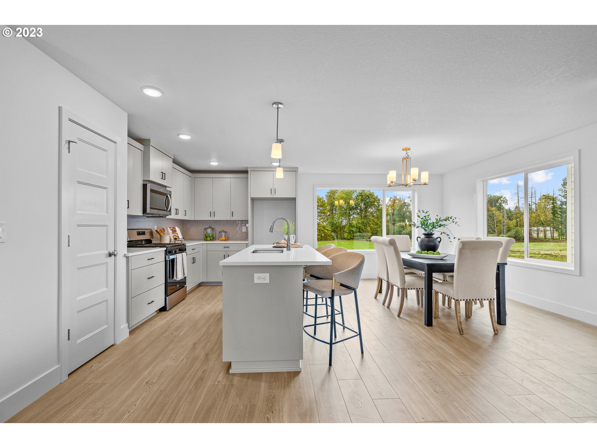 1006 GINGER ROOT CT