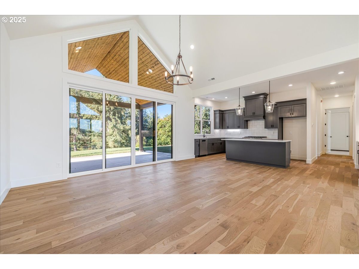 7168 SE EOLA HILLS RD
