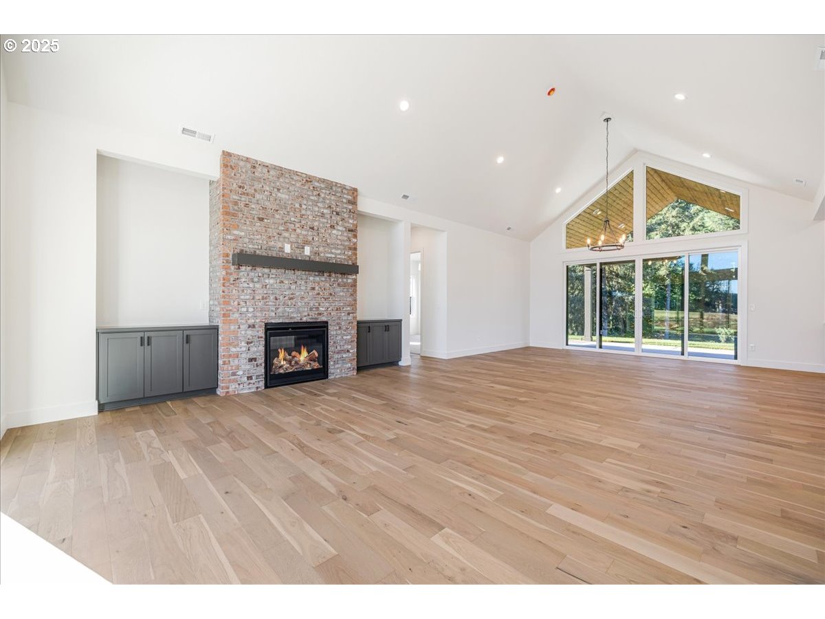 7168 SE EOLA HILLS RD