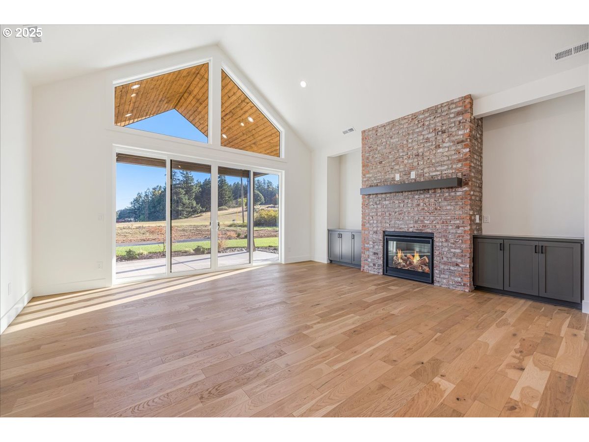 7168 SE EOLA HILLS RD