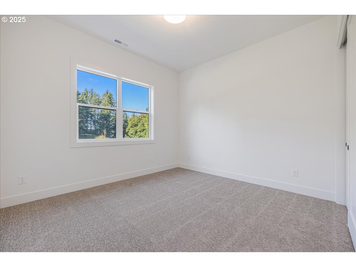 7168 SE EOLA HILLS RD