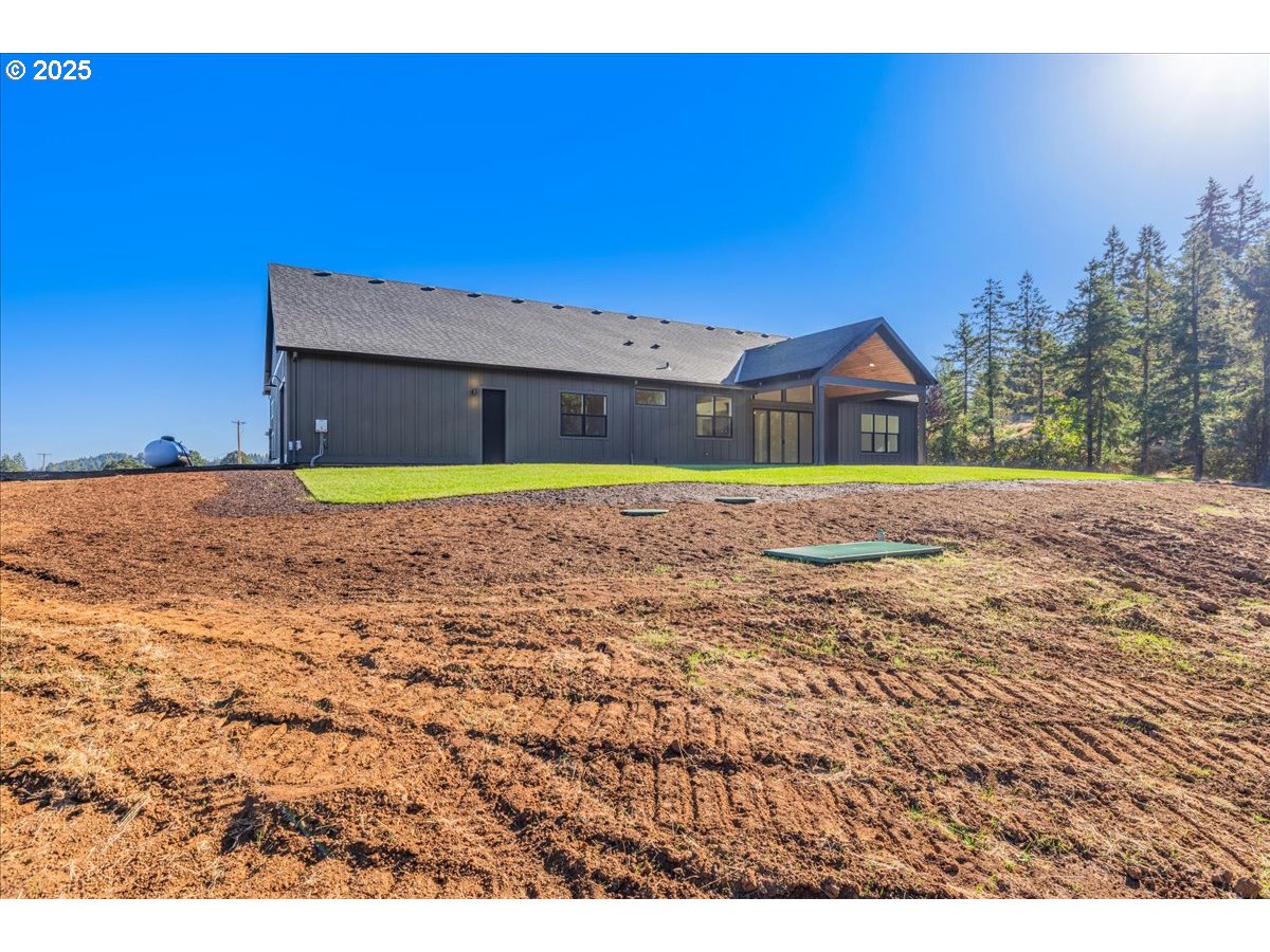 7168 SE EOLA HILLS RD