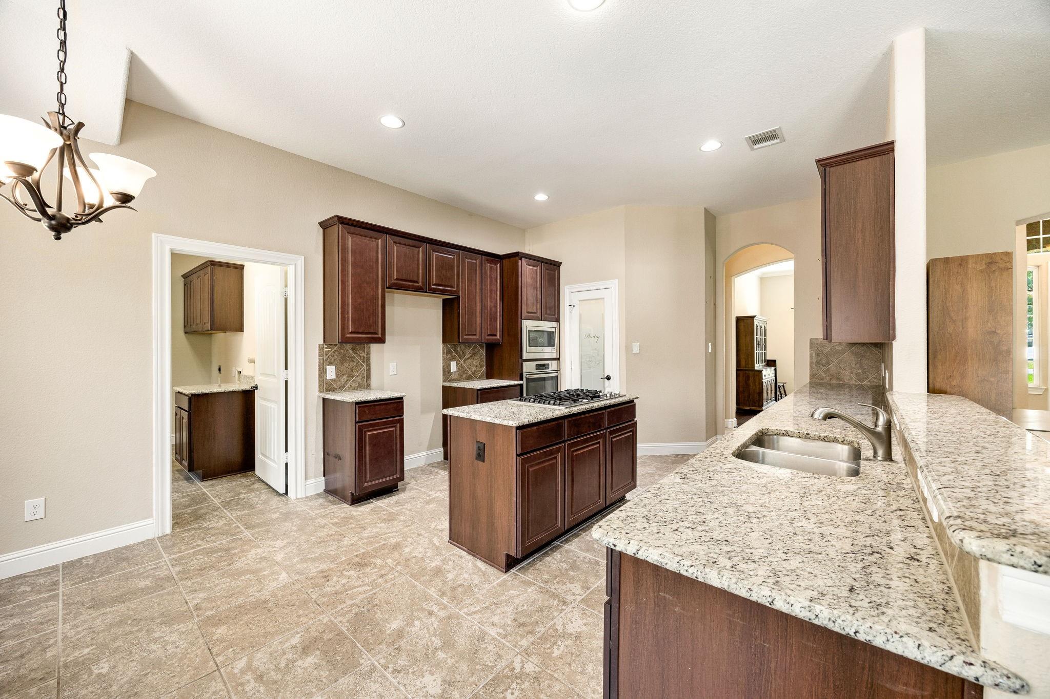 42 Brookefield Circle