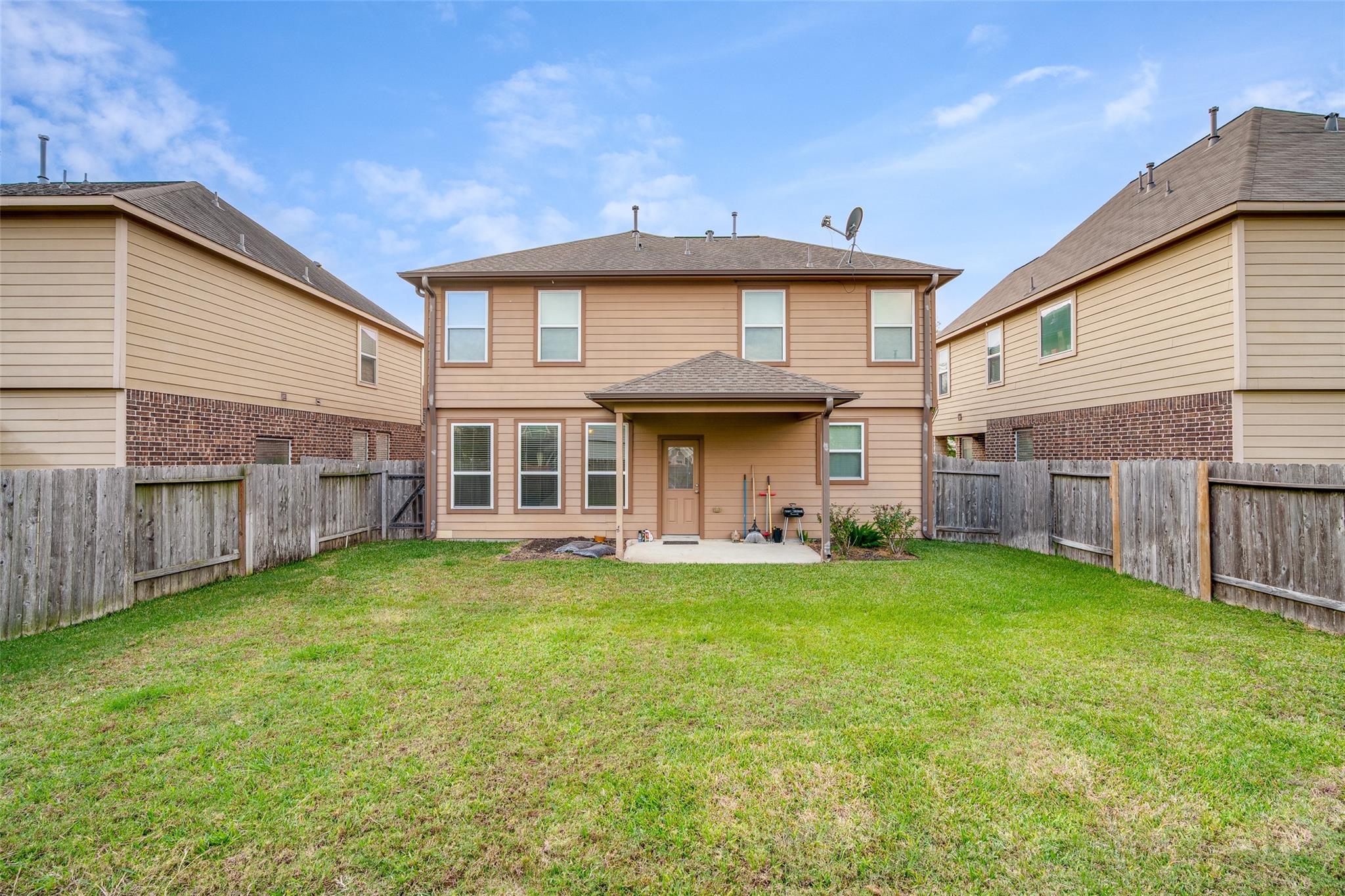 3326 Coopers Ridge Way