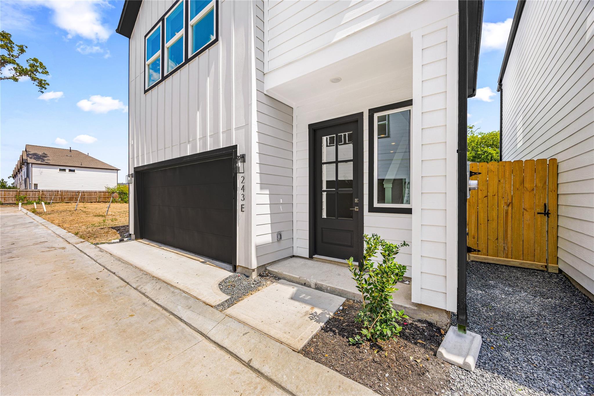 243 Rebecca Street Unit: E