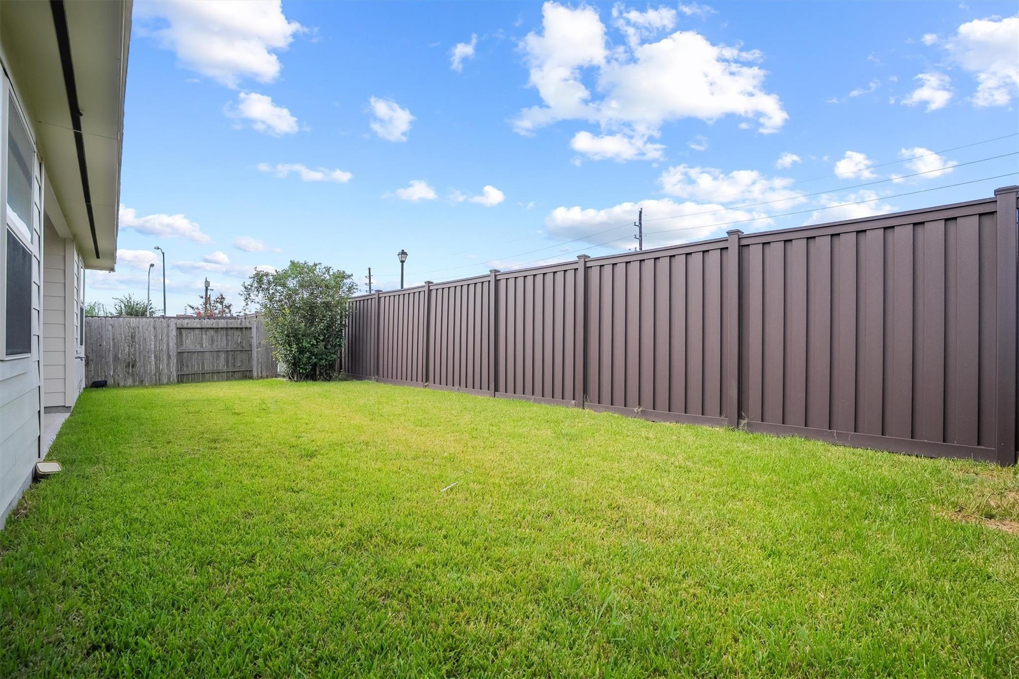 6123 Mapleton Meadow Lane