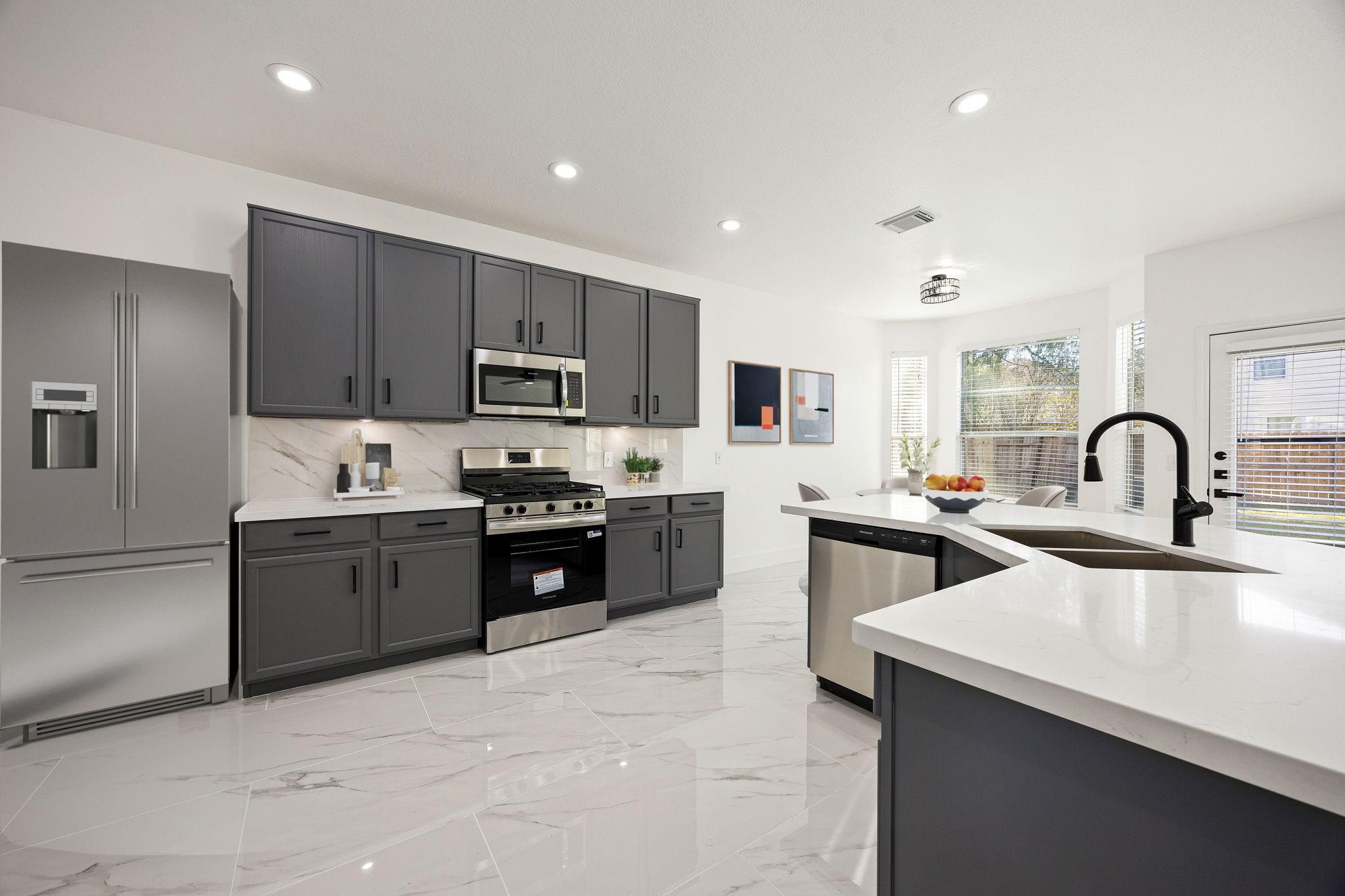 2814 Edgewick Elm Street